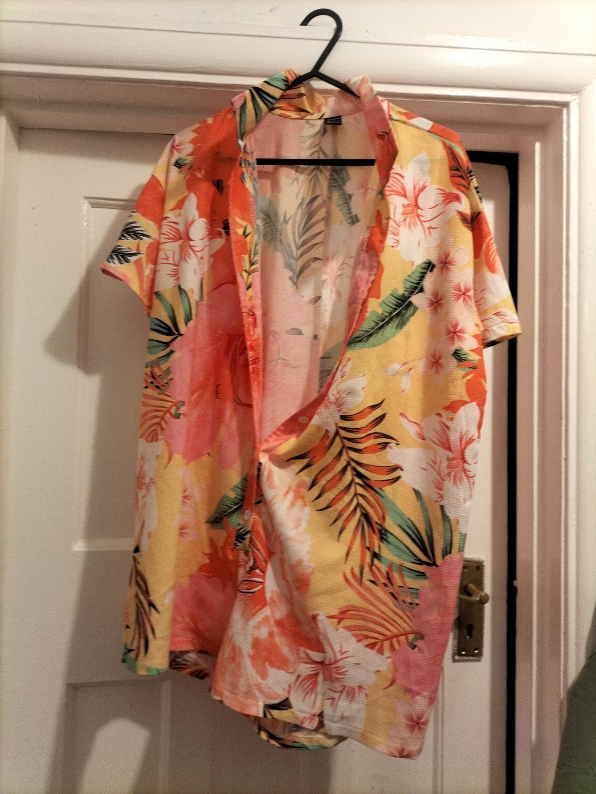 Ladies Shein Size Small Hawaii Style Short Sleeve Bodysuit