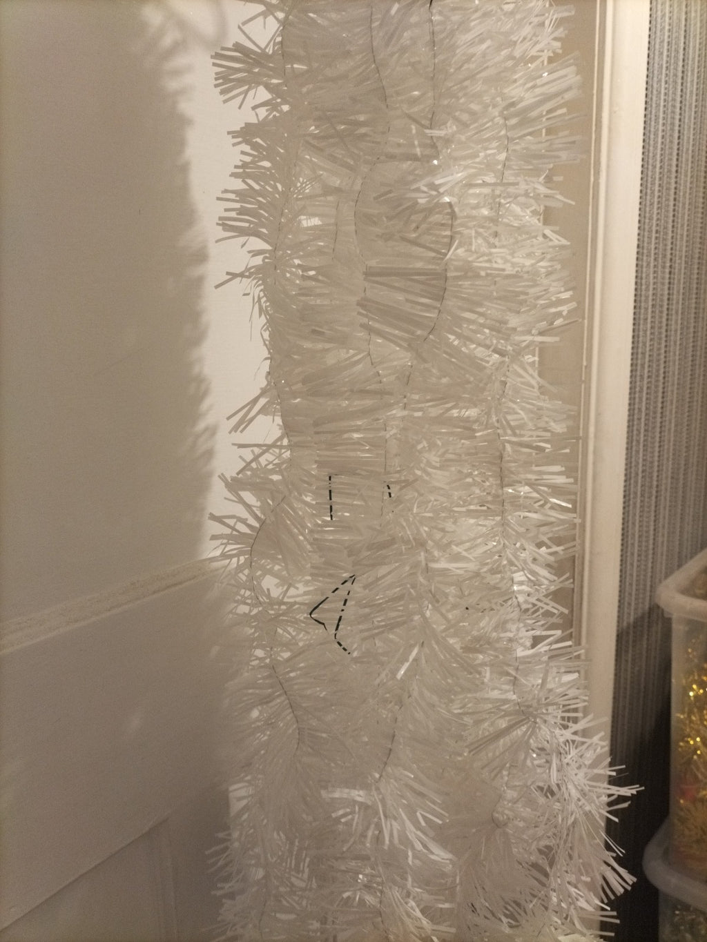 Brand new 2M WHITE Tinsel celebration Christmas tree decorations