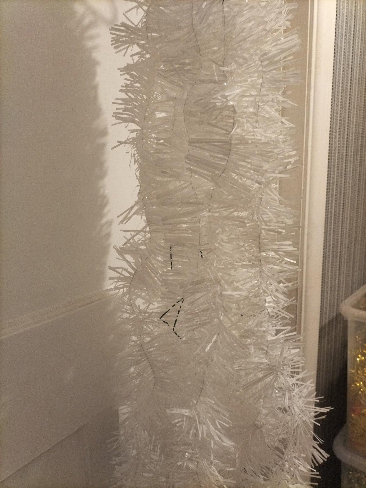 Brand new 2M WHITE Tinsel celebration Christmas tree decorations