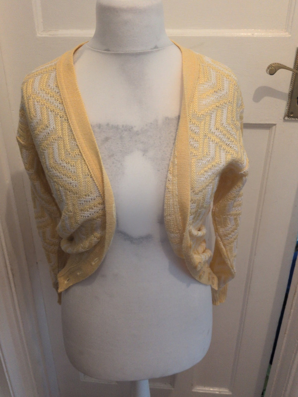 Hers Medium Yellow And White Buttoned Cardigan