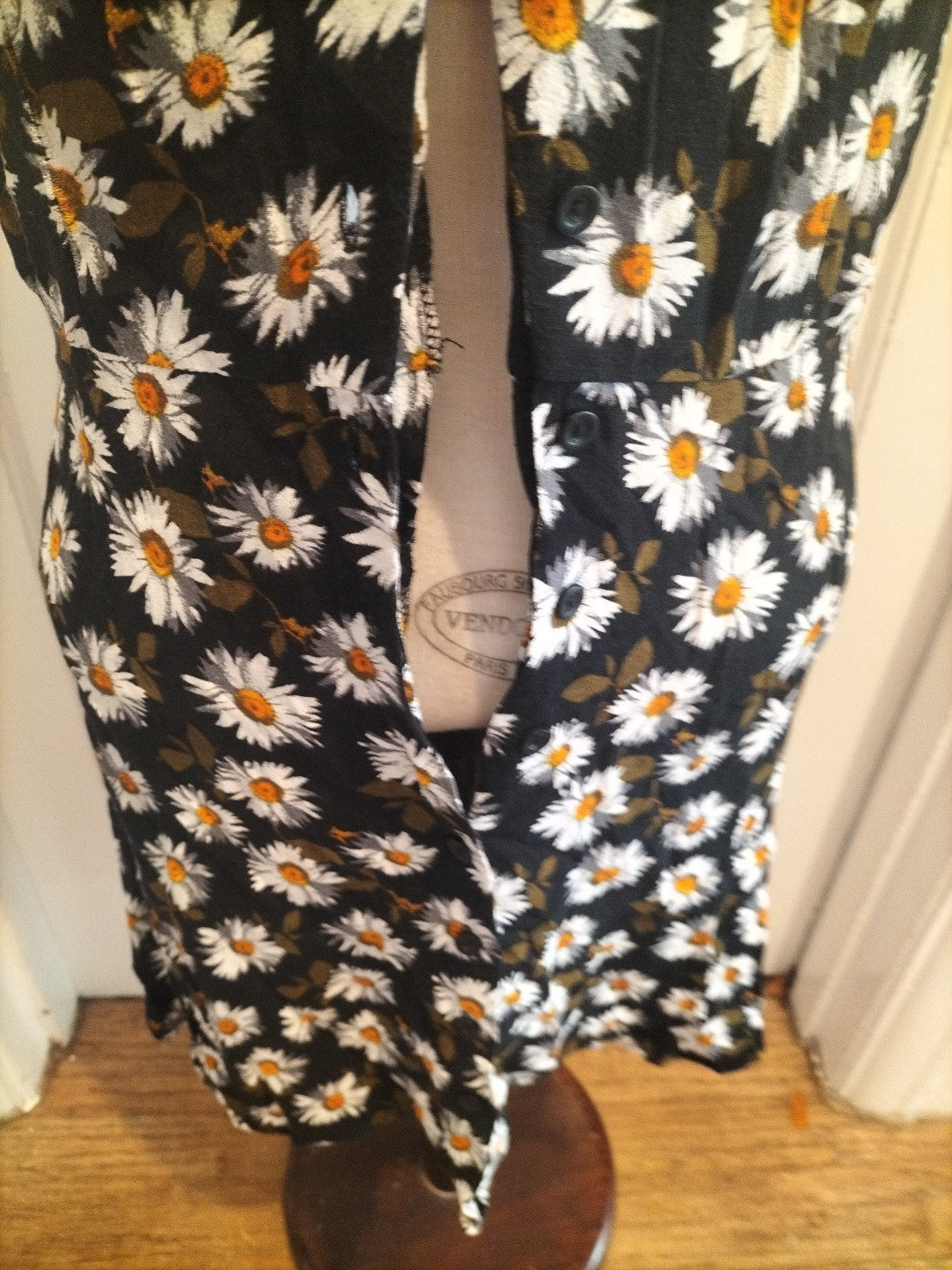 Ladies Topshop Size 10 Black Floral Sleeveless Dress