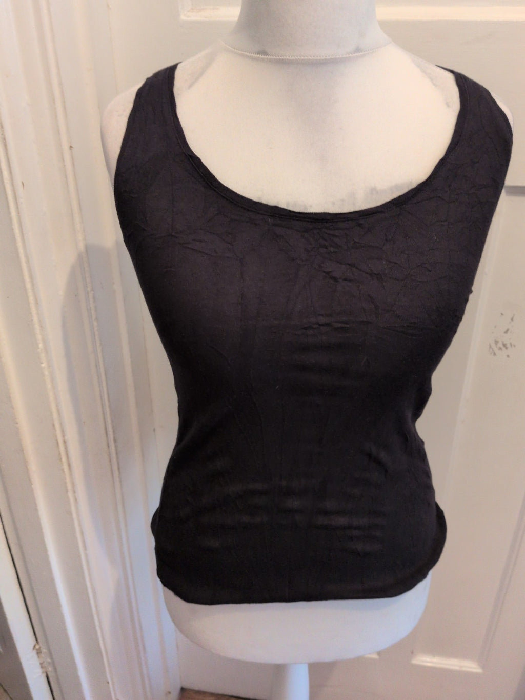Basics 12 Black Sleeveless T-shirt