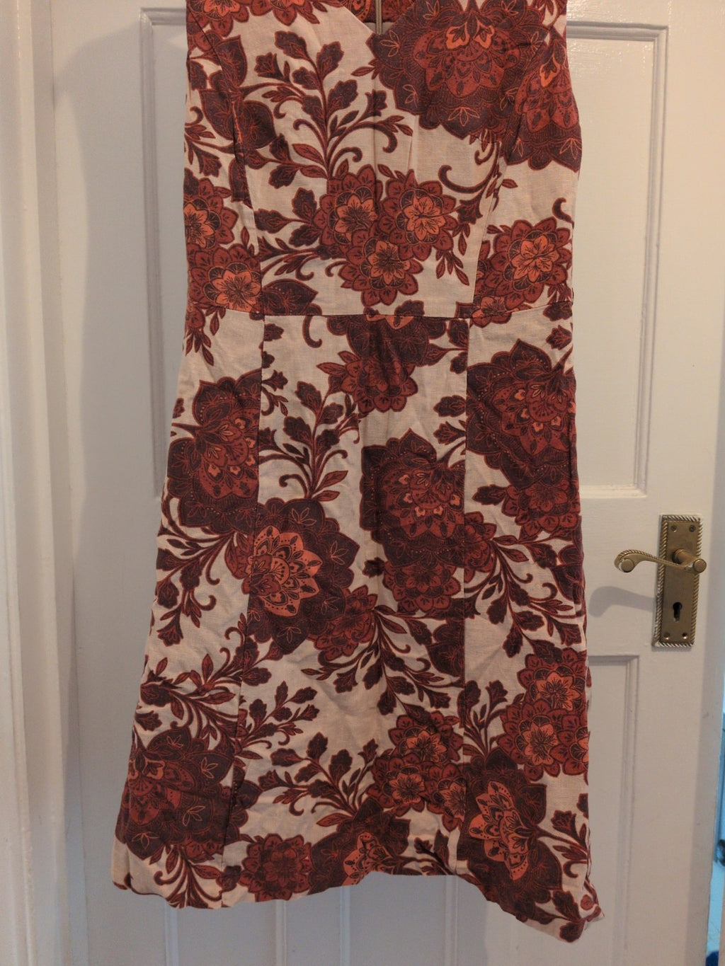 Tu 10 Brown Orange Cream Sleeveless Dress V Neck