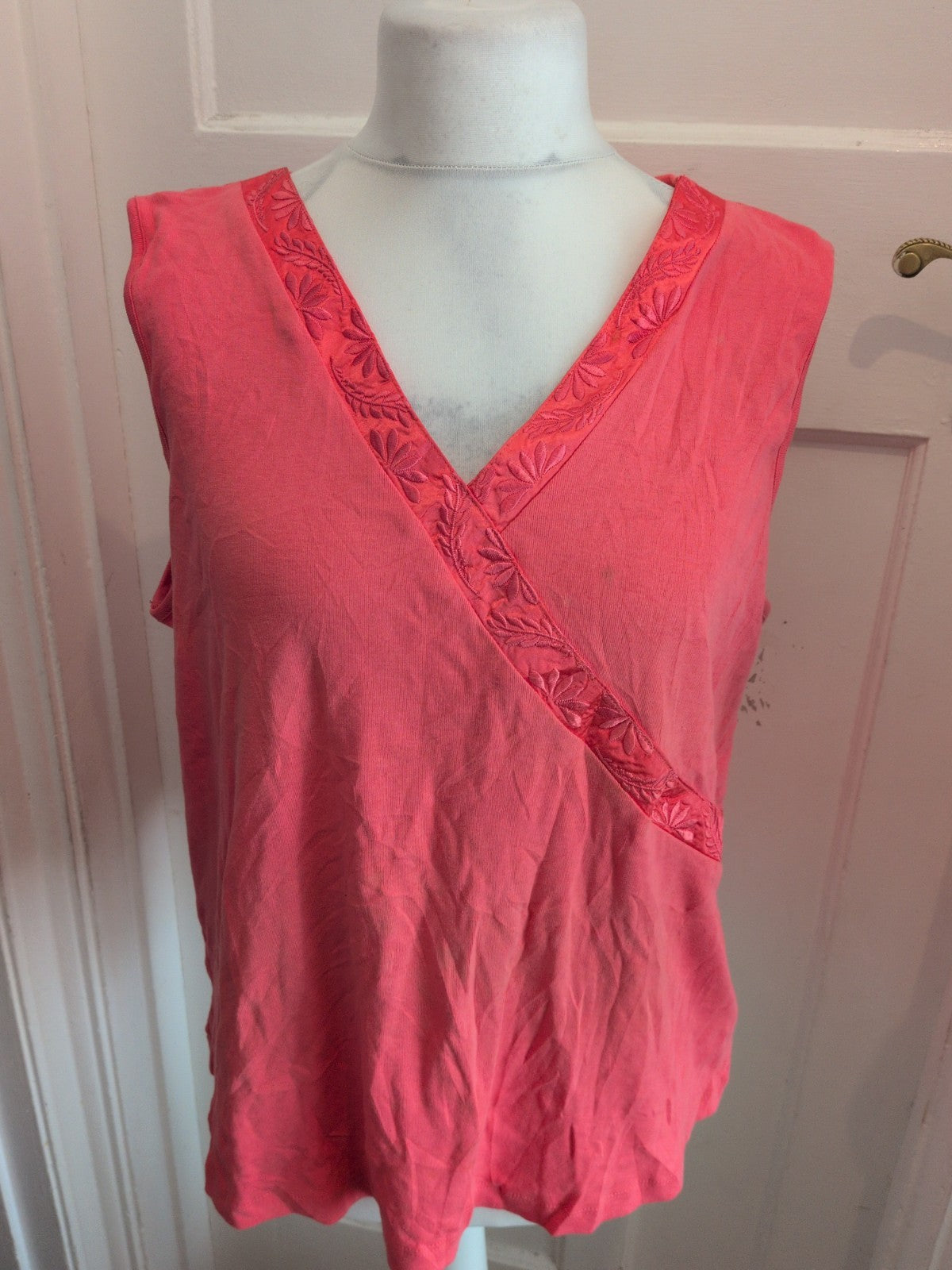 BM Casual XL Pink V Neck Sleeveless Blouse
