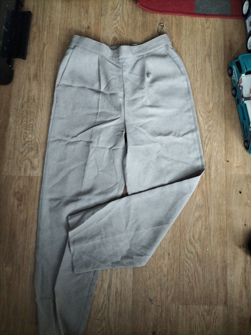 Ladies Bonmarche Size 10 Beige Trousers