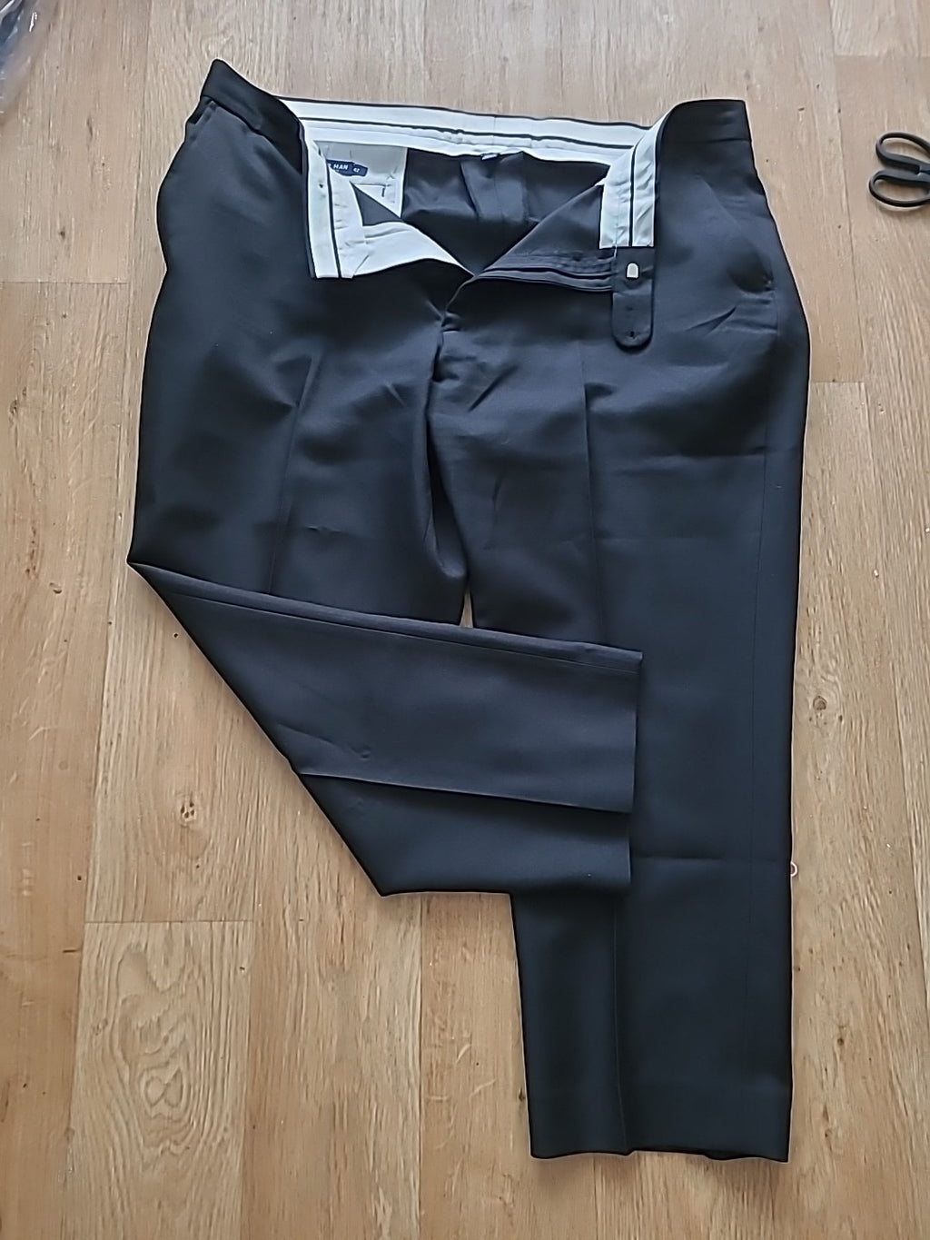 Mens Premier Man Size 42" Black Trousers