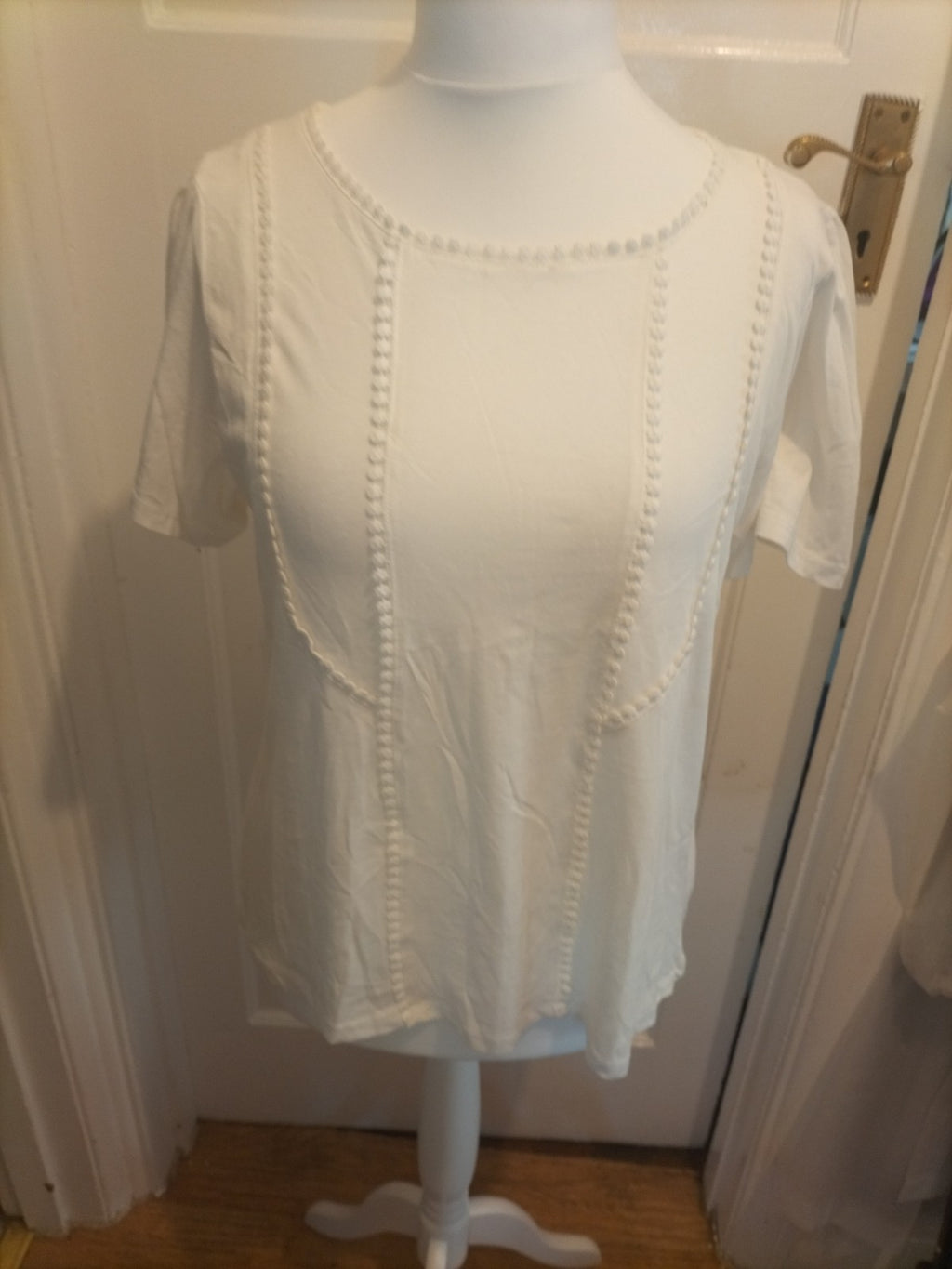 Ladies Sfera Basic Size Large Ivory Short Sleeved Blouse