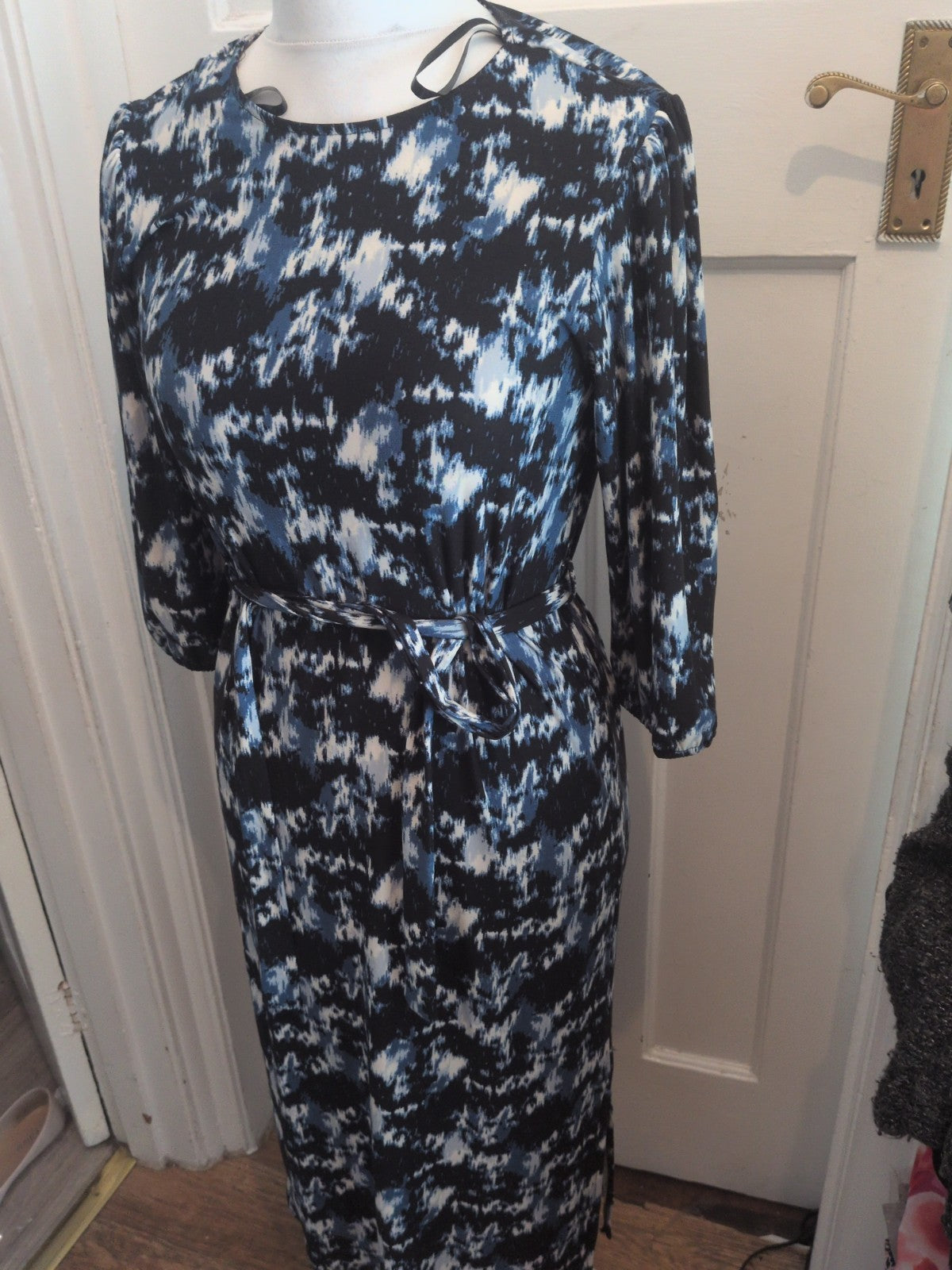 Primark 10 Blue And Black With White Half Sleeve Long Length Dress