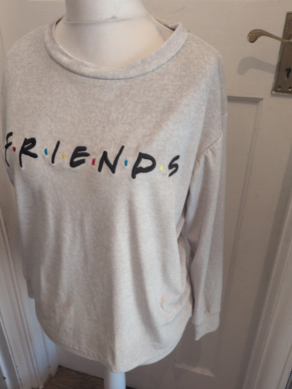 Ladies Primark Size Large Grey Super Soft Friends Pyjama Top Jumper