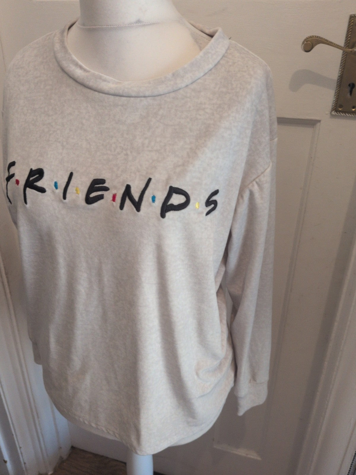 Ladies Primark Size Large Grey Super Soft Friends Pyjama Top Jumper