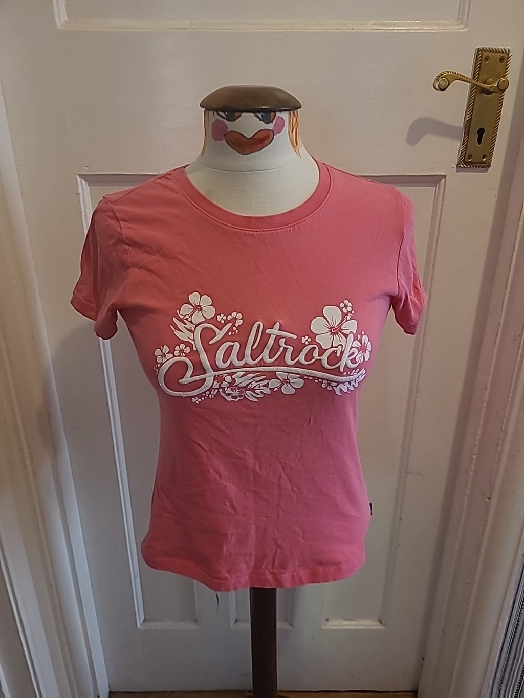 Ladies Saltrock Size 6 Pink Short Sleeved Tshirt