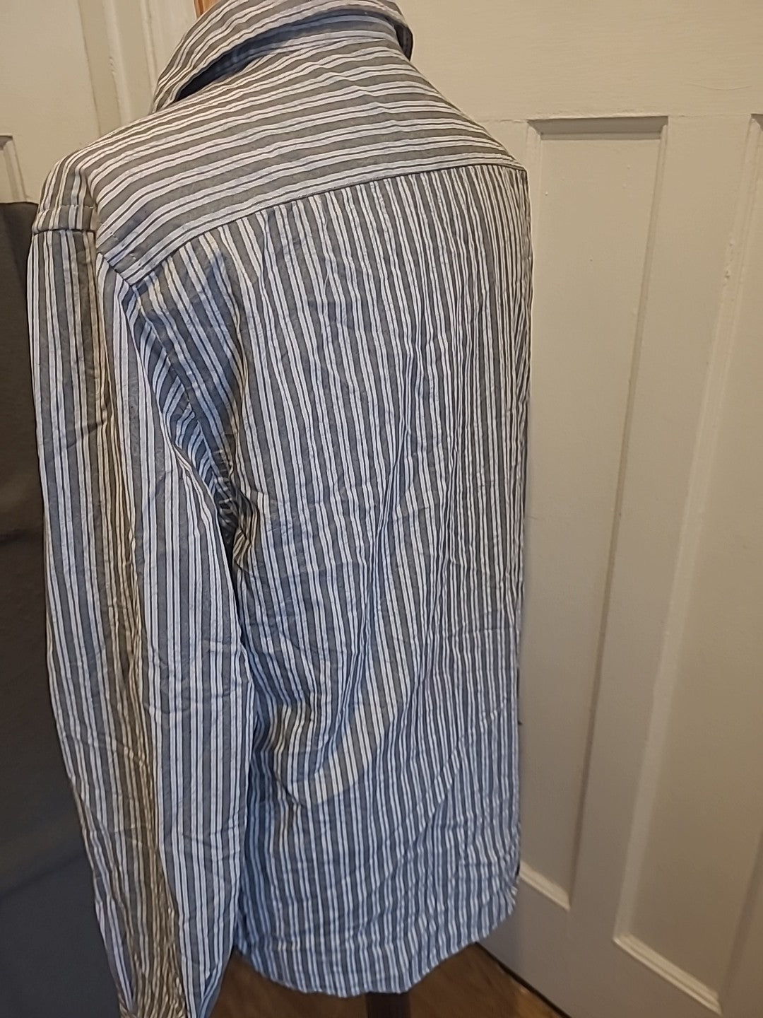 Mens River Island Size Medium Grey Silver Striped Long Sleeved Shirt