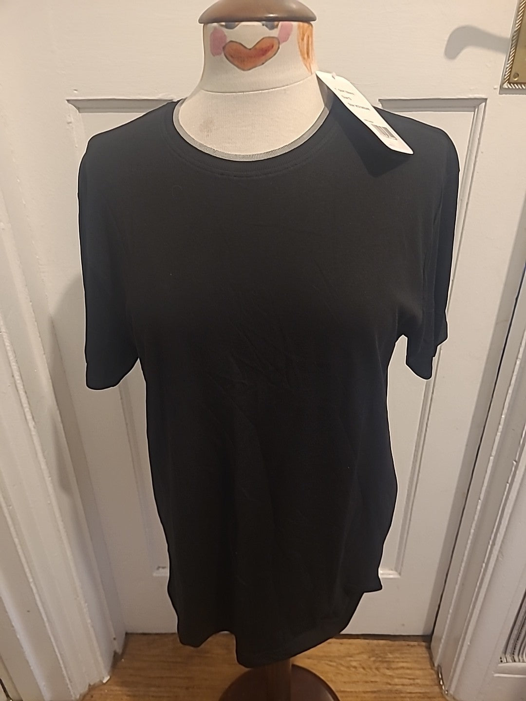 Brand New Mens Modis Size Small Black Short Sleeve T-shirt