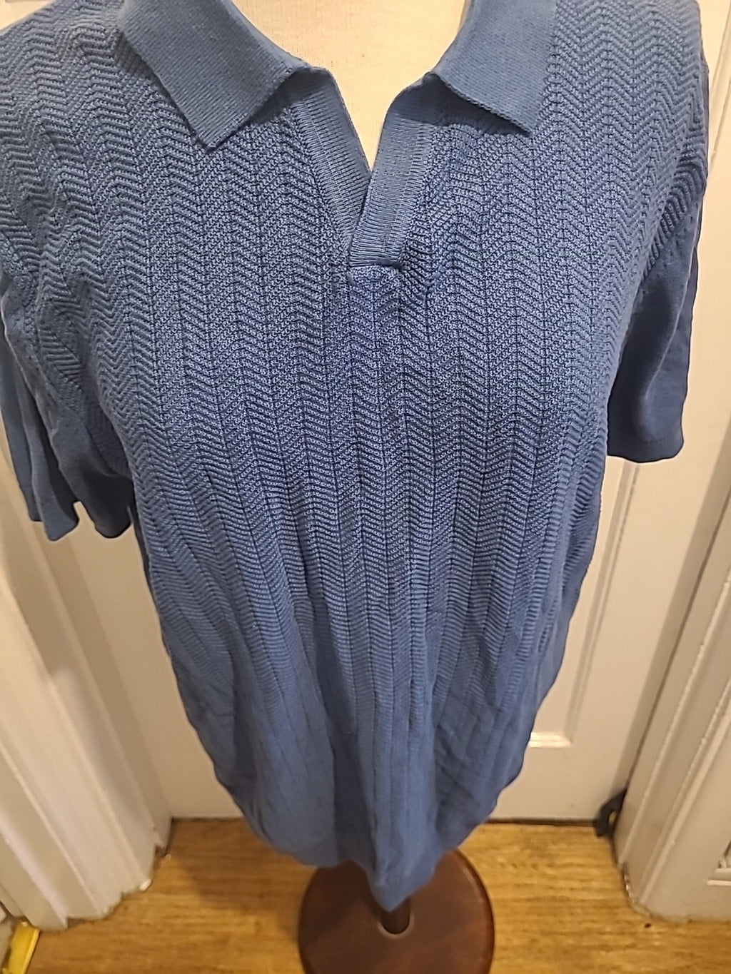 Mens Easy Size Large Blue Patterned Short Sleeved Polo