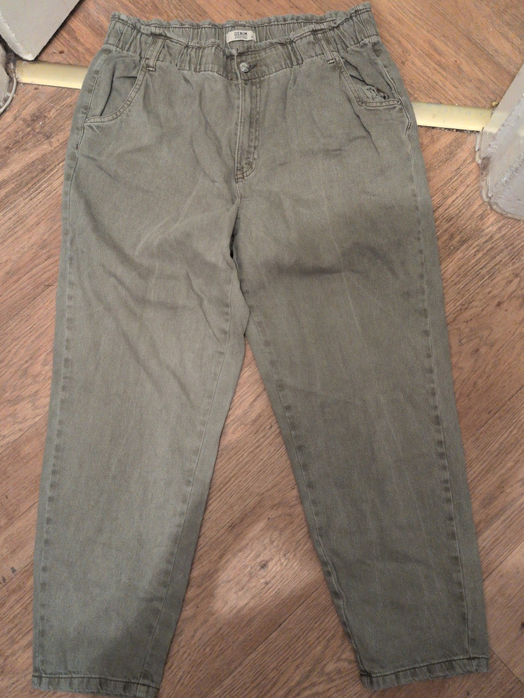 Ladies Denim Size 16 Sage Green Elasticated Jeans