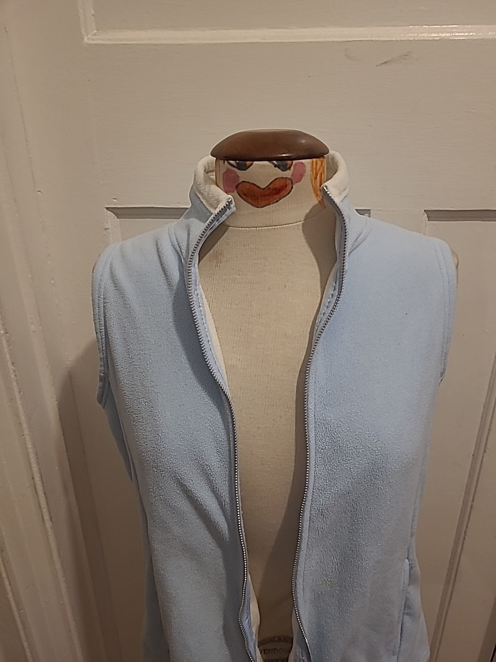 Ladies Papaya Size 12 Pale Blue Sleeveless Warm Jacket