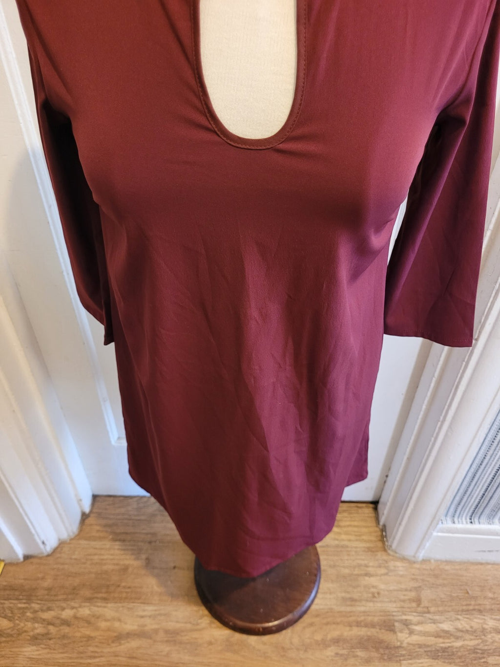 Ladies Boohoo Size 6 Deep Purple Long Sleeved Dress