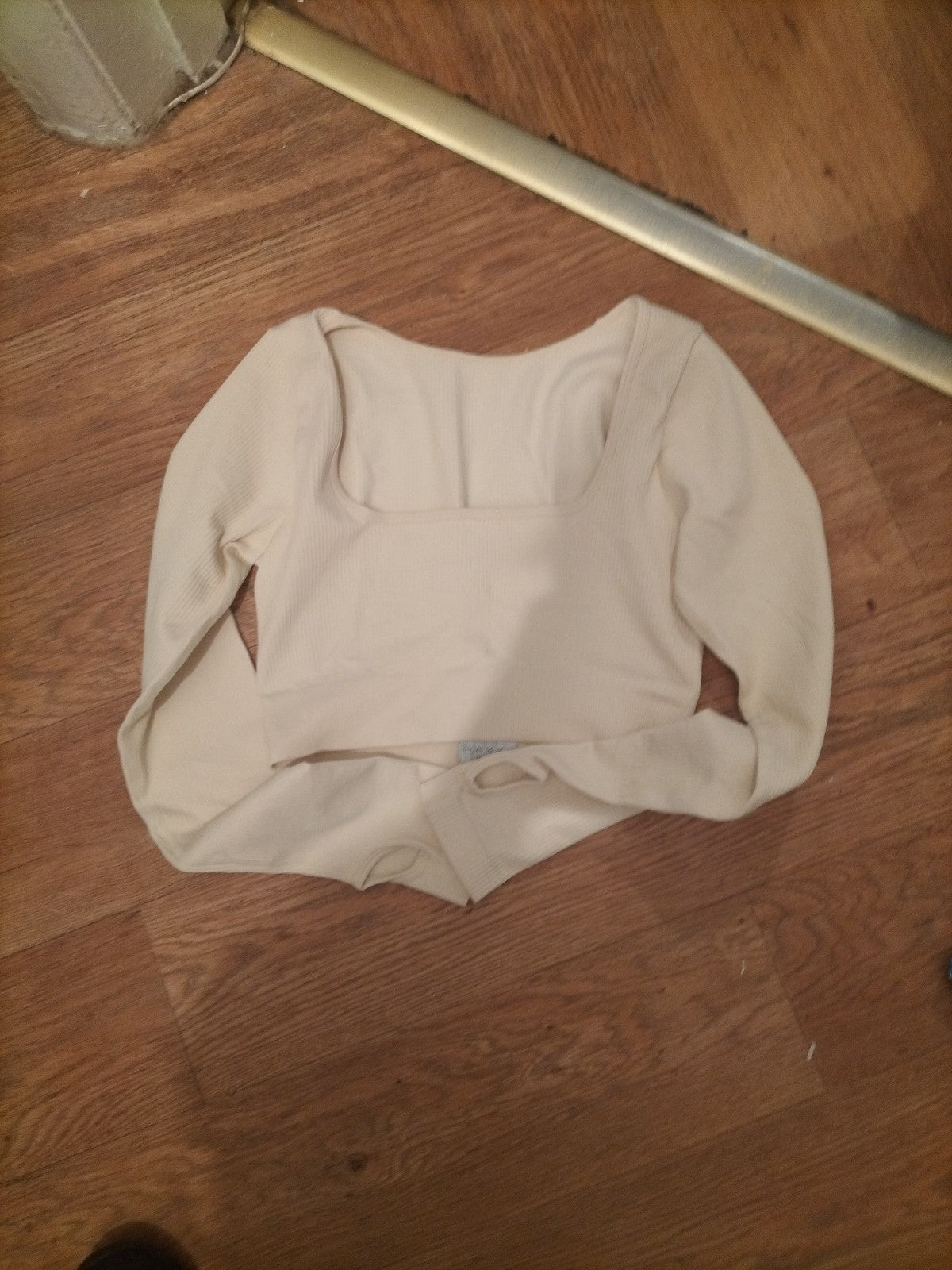Ladies Size M Pale Beige Ribbed Nylon Top