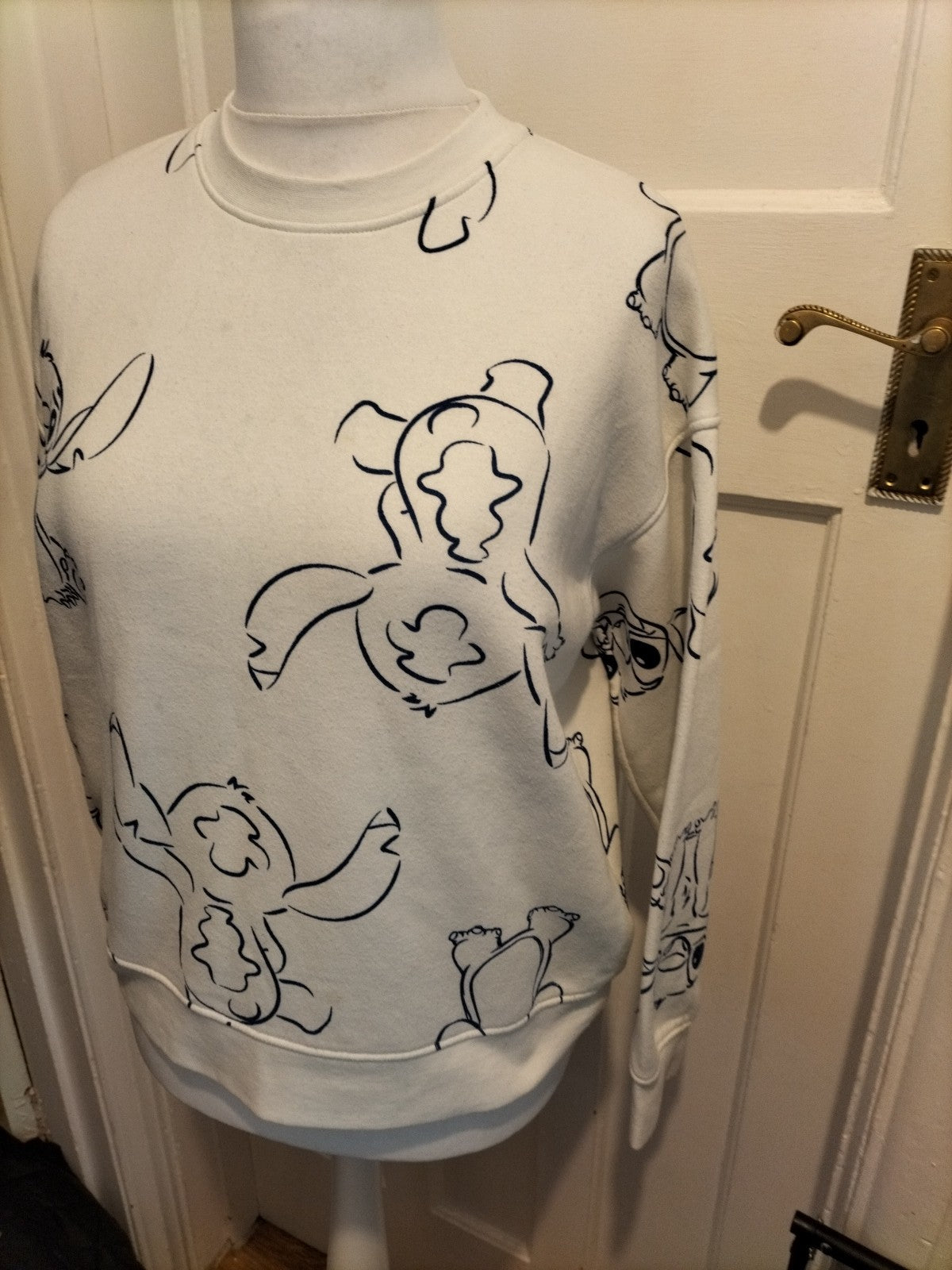 Ladies Disney Size 10-12 White With Blue Long Sleeved Jumper