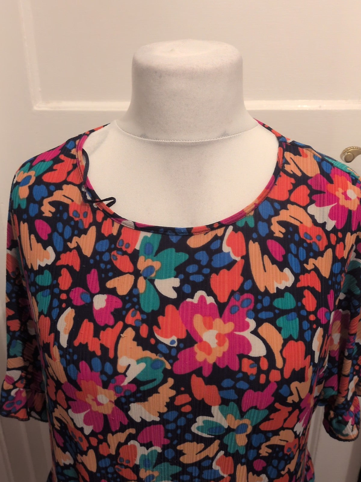 Ladies Blue Vanilla Size S/M Multicoloured Floral Short Sleeved Blouse