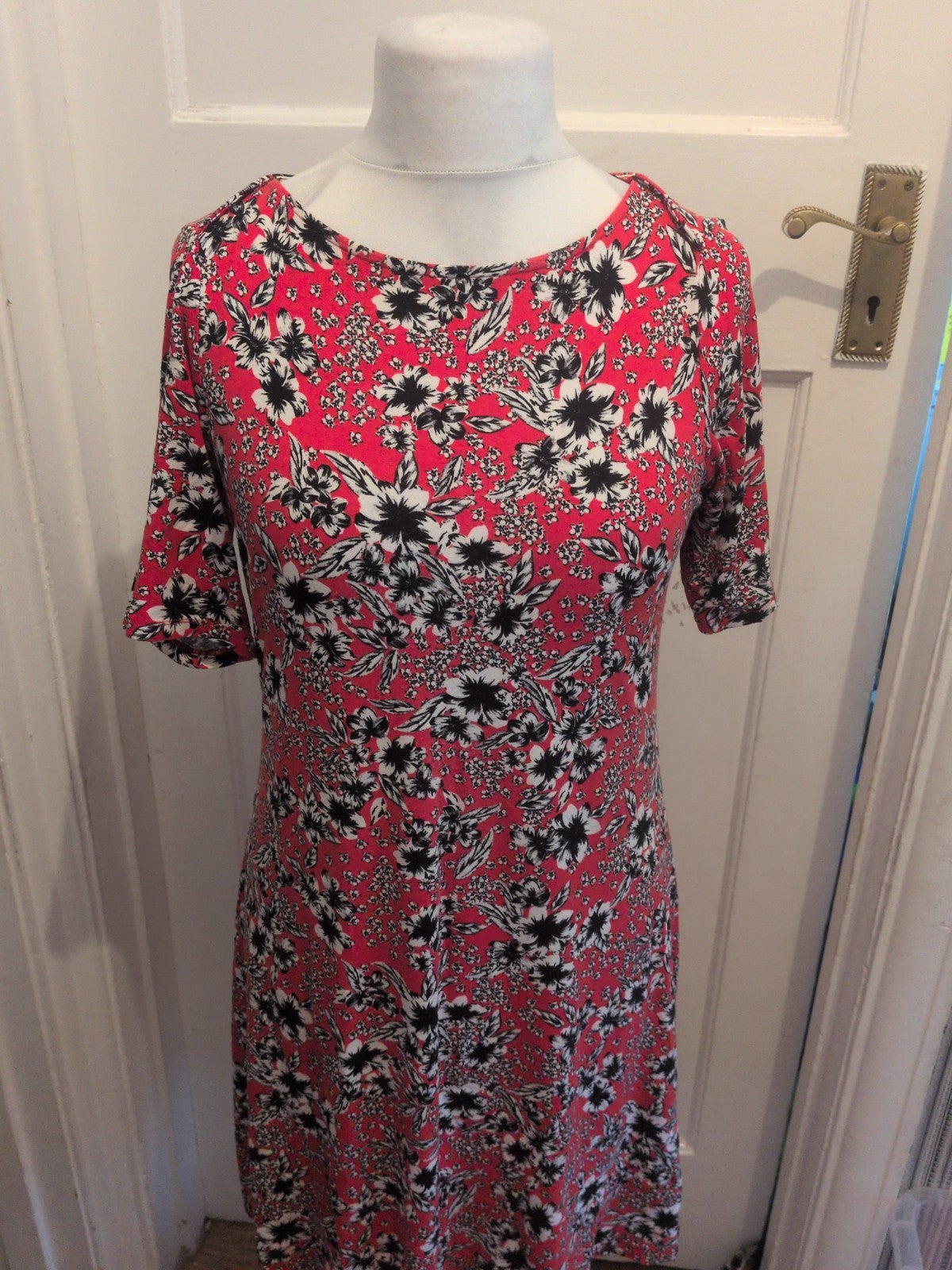 M&S Collection 12 Red Black White Floral Short Sleeve Dress
