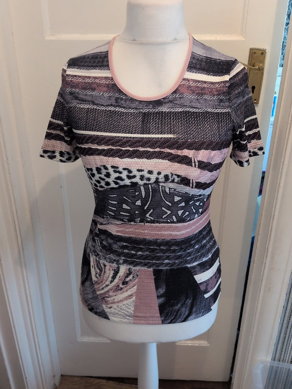 Gerry Weber 10 Grey Navy With Purple Short Sleeve T-shirt