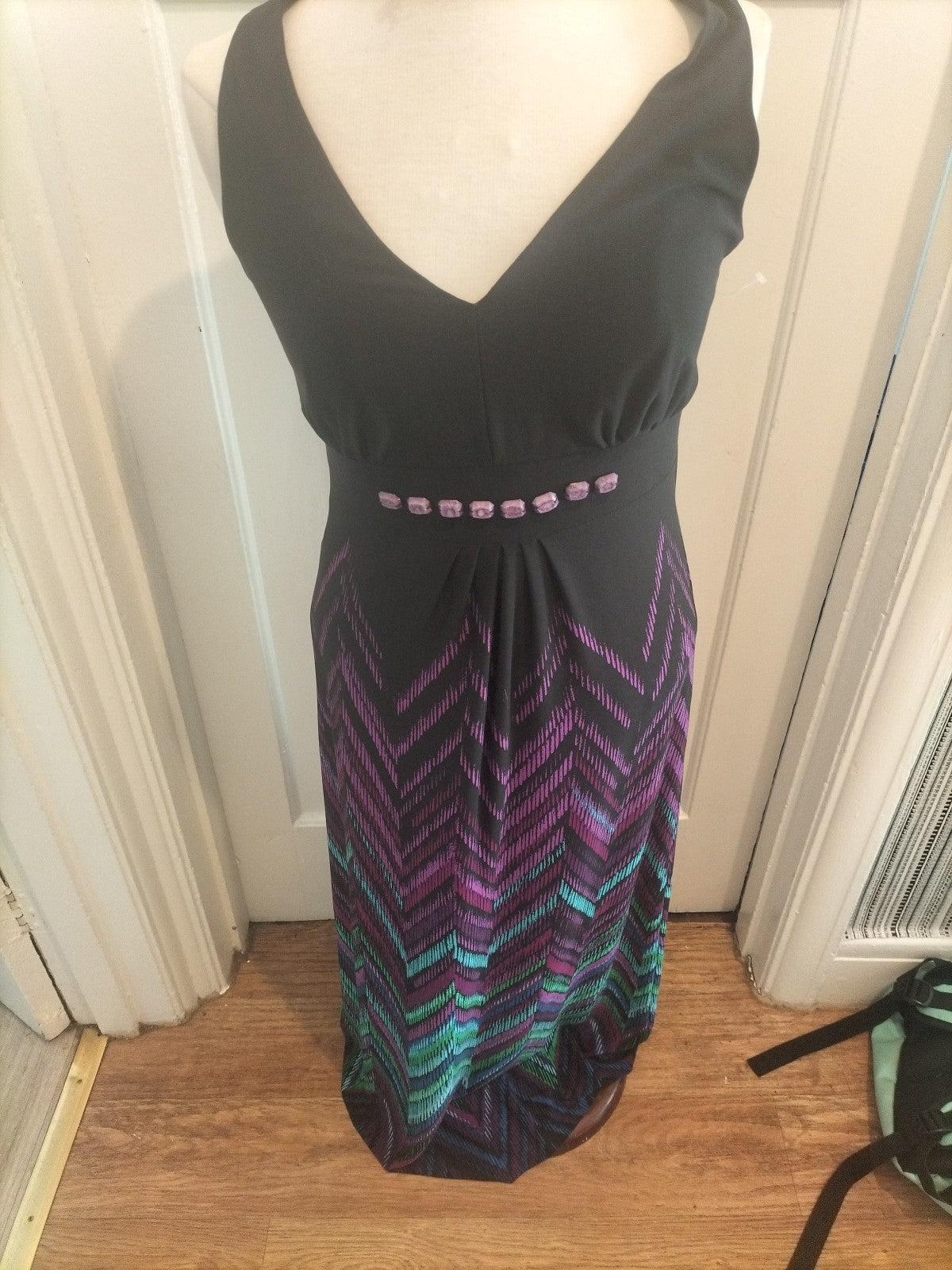 Ladies Medium Black Purple Green Long Length Sleeveless Dress