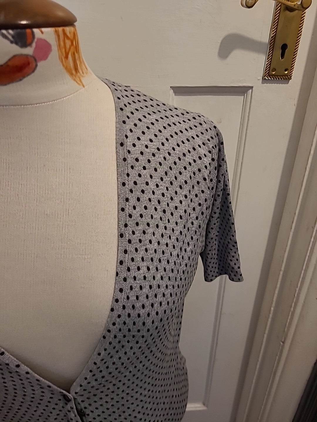 Ladies Marks And Spencer Size 16 Grey Polkadot Short Sleeved Blouse