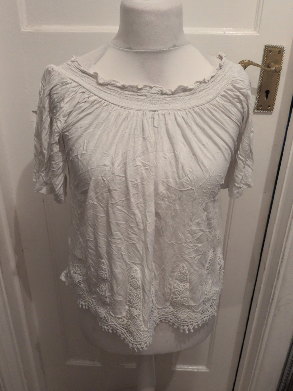 George 14 White Short Sleeve Lacey Hems Blouse