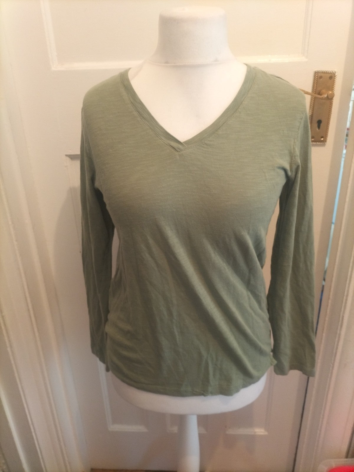 Ladies Marks And Spencers Size 8 Light Sage Long Sleeved Blouse