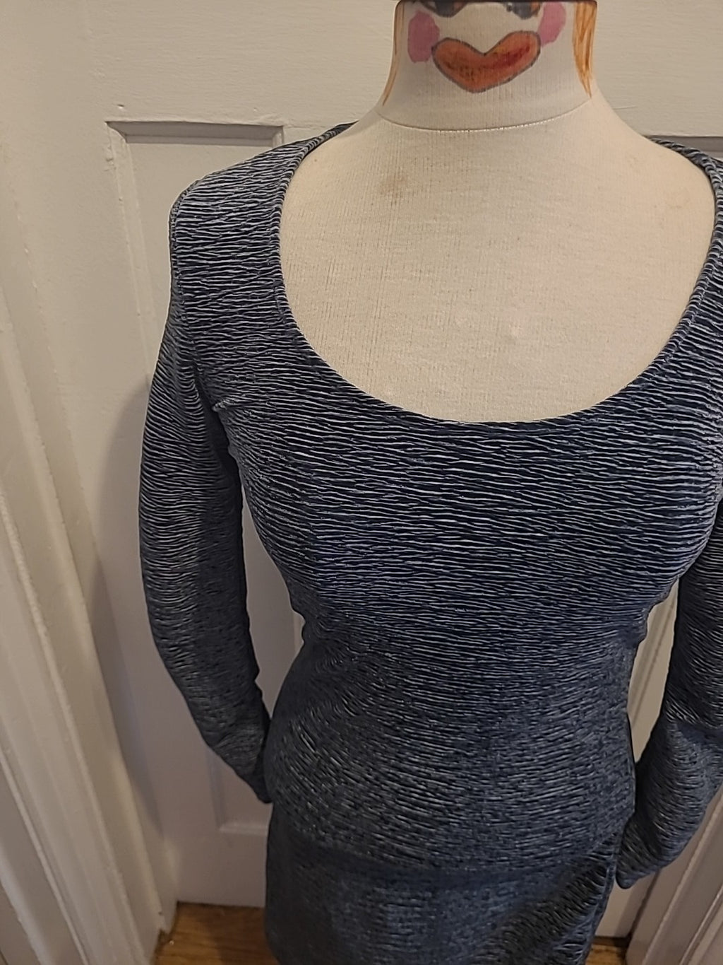Ladies Weekday Size Small Grey Fleck Long Sleeved Pencil Dress