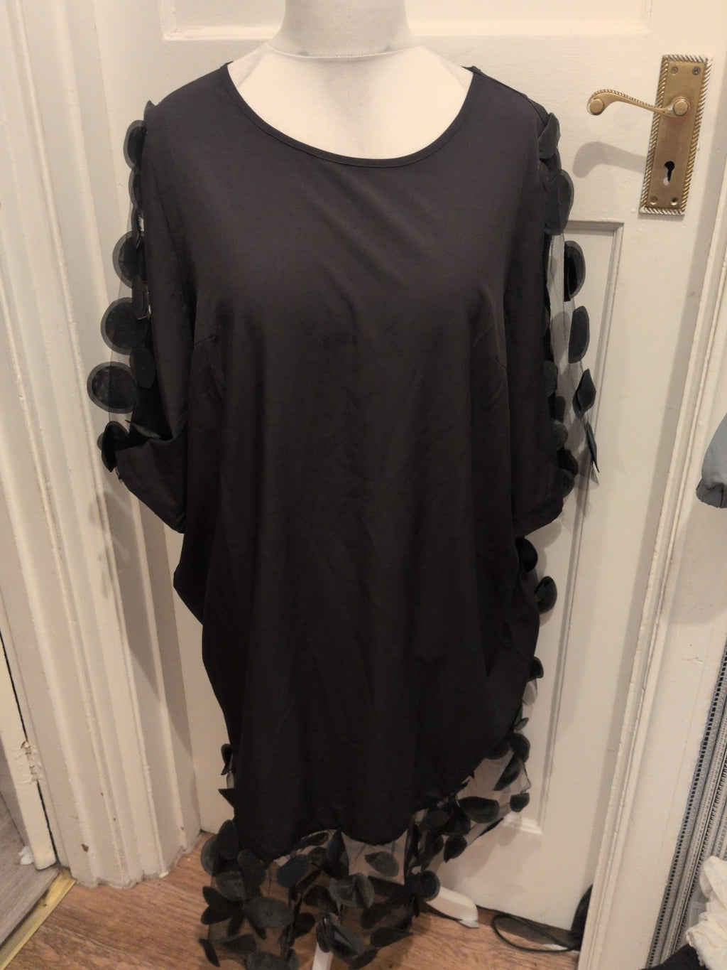 Shein Curve 3XL Black Short Sleeved Maxi Dress With Detail Hems