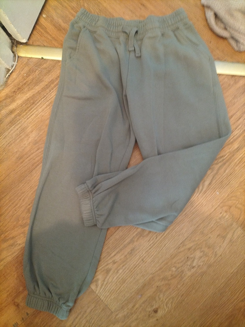 Primark Small Green Elasticated Jogger Bobbling