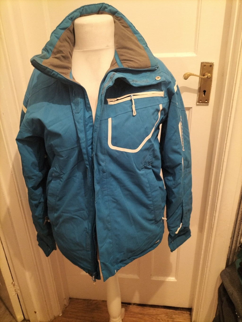 Mens Salomon Size M Blue Heavy Coat
