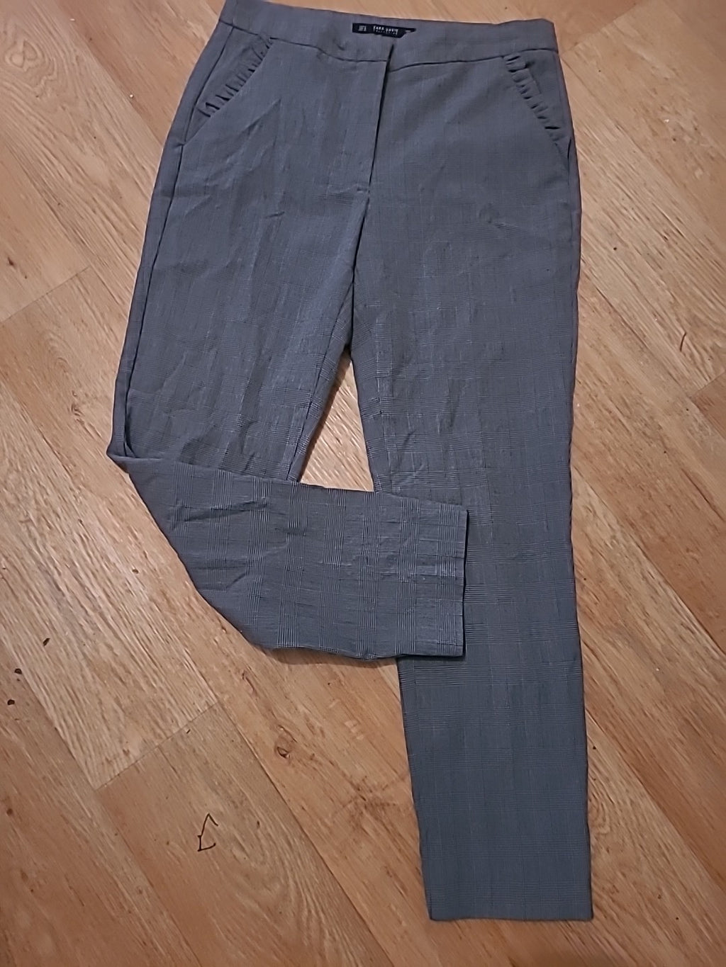 Ladies Zara Size Medium Grey Check Trousers