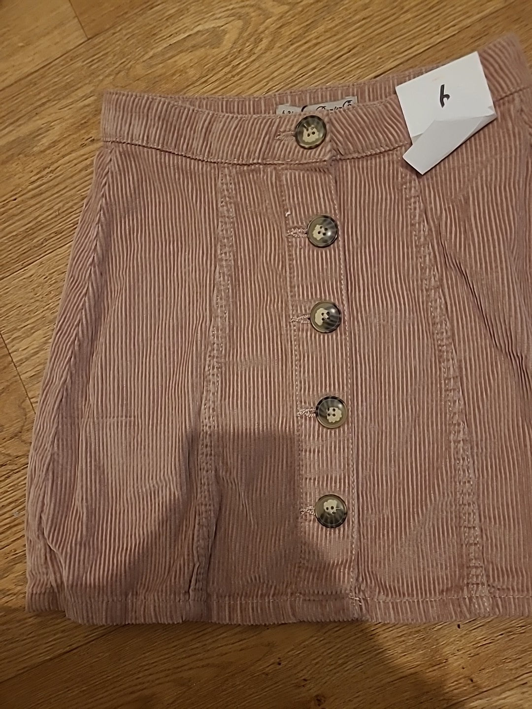 Brand New Ladies Denim&Co Size 6 Light Pink Short Skirt