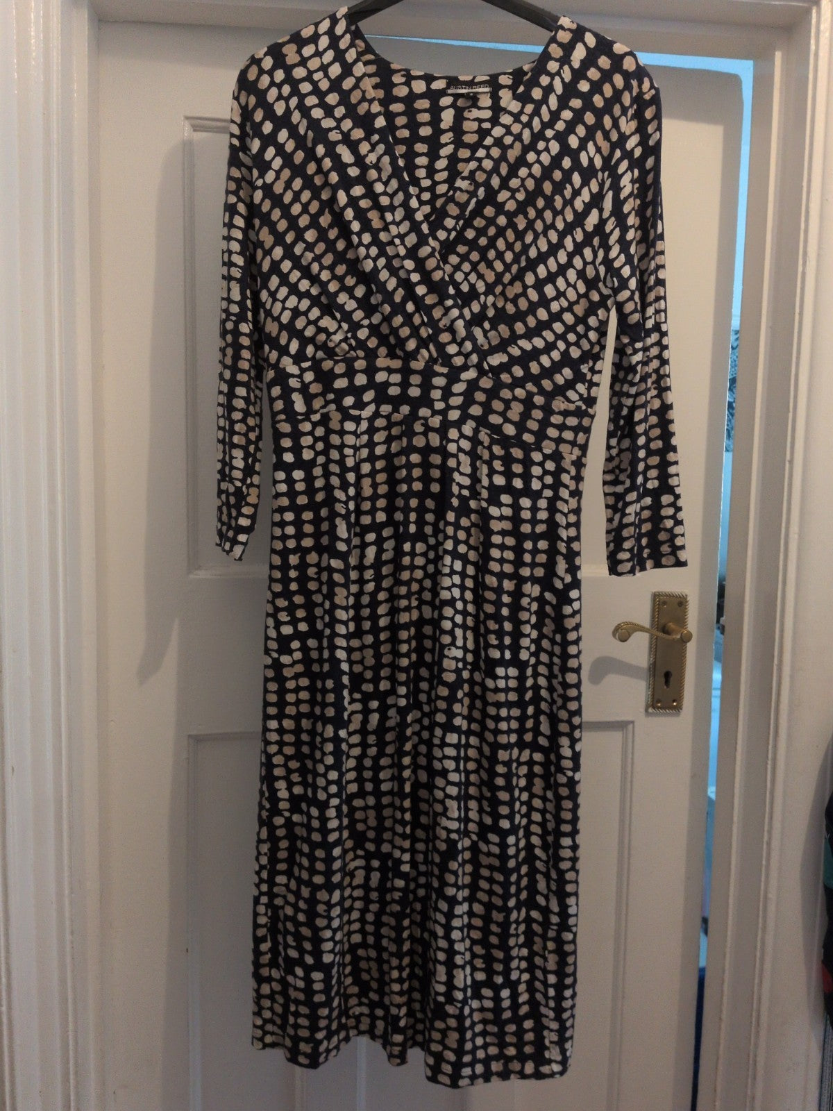 Austin Reed 8 Navy Spotty Long Sleeve V Neck Dress