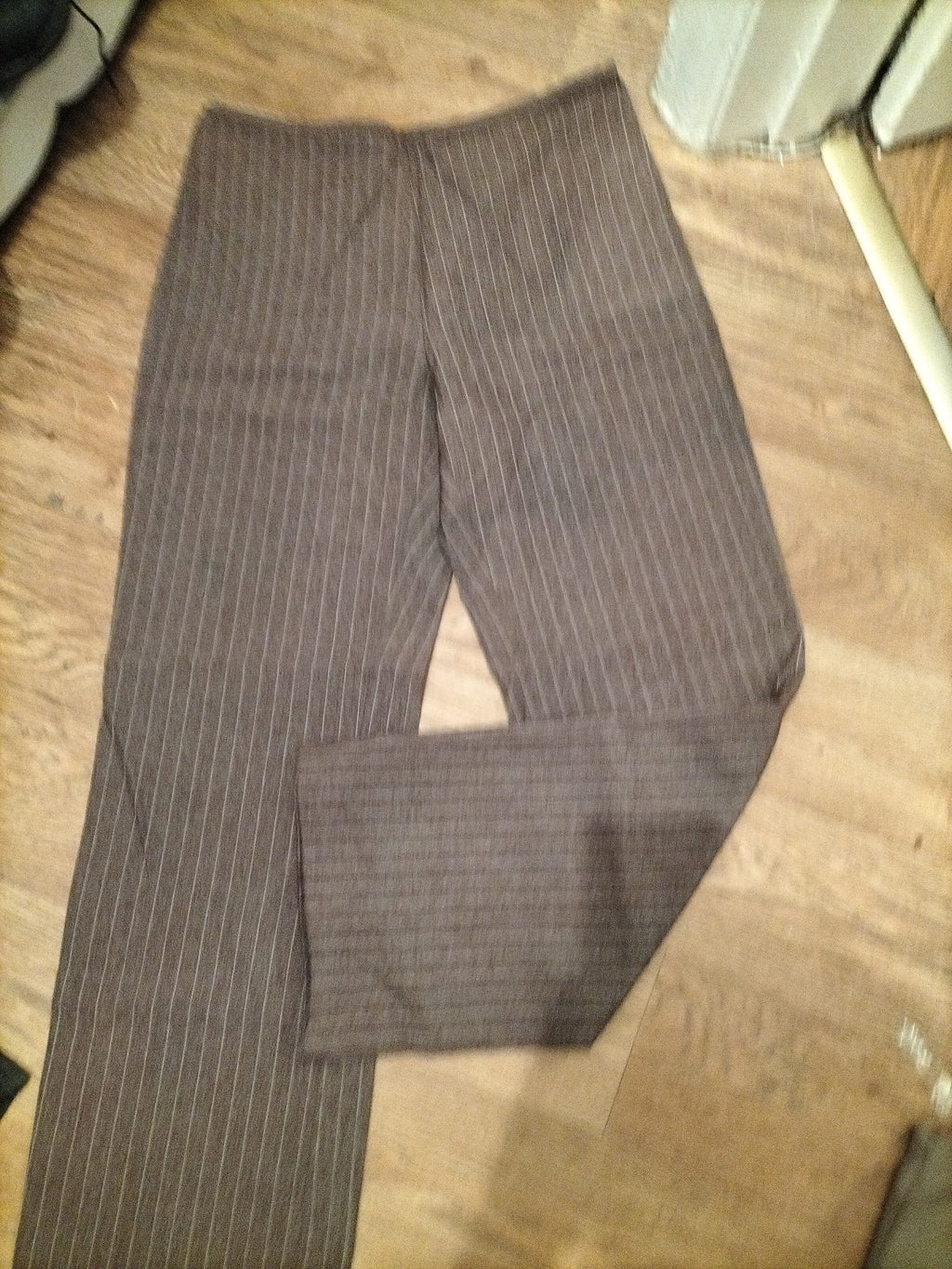 Ladies Janet Wise Size 46 Purple And White Striped Trousers