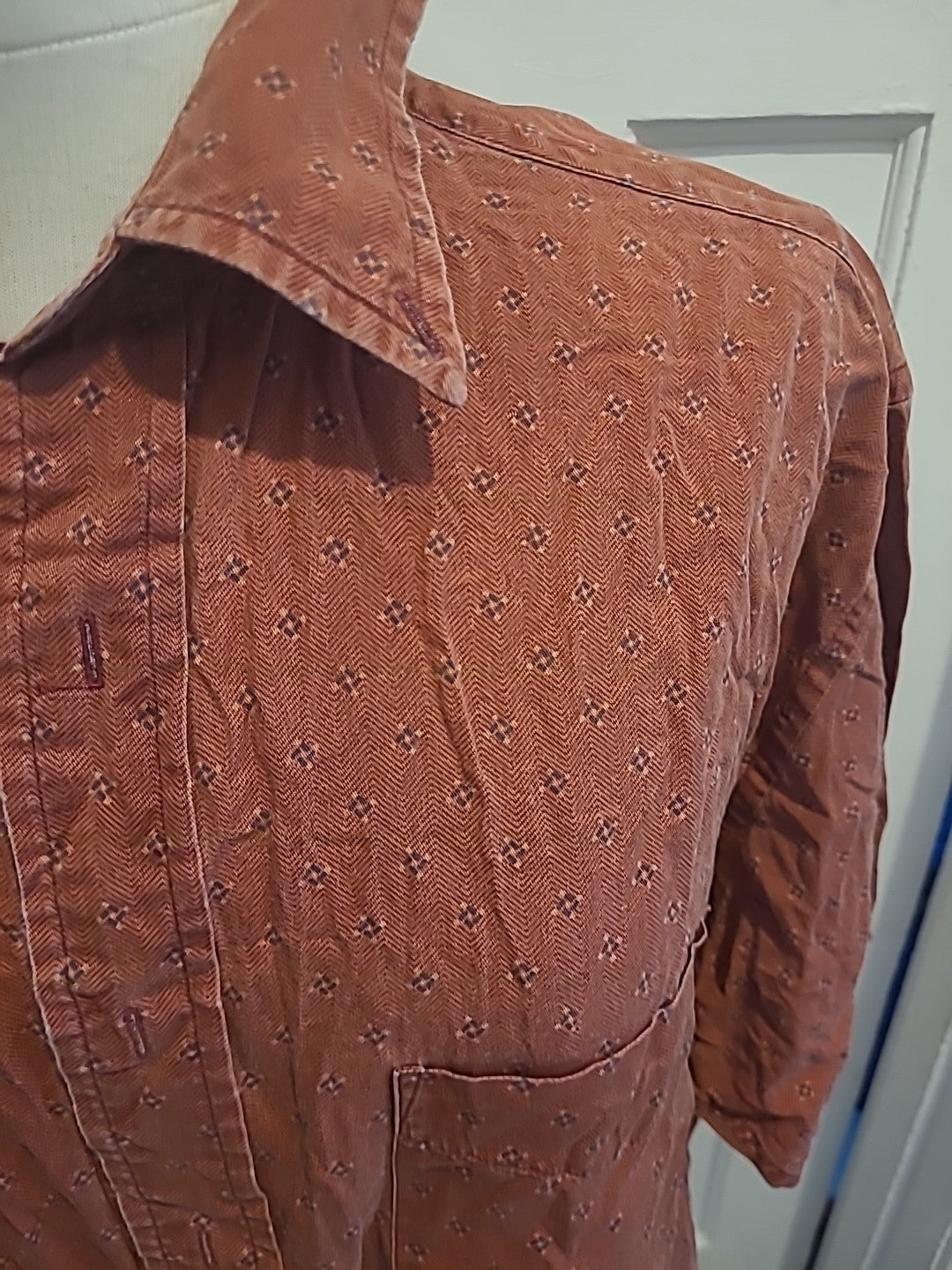 Mens Club Room Size Large Red Short Sleeve Shirt
