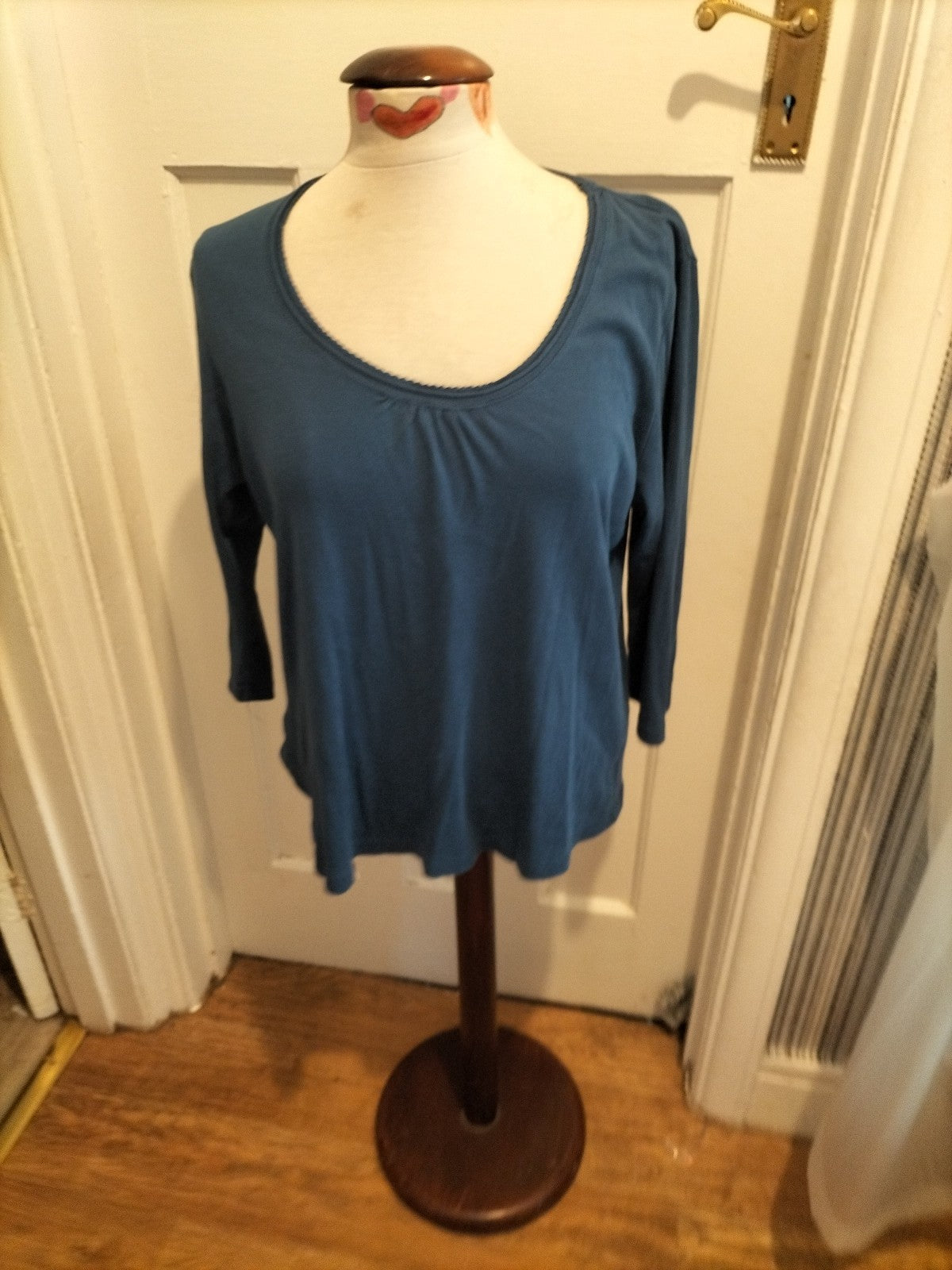 Ladies Papaya Size 20 Navy Long Sleeved Blouse