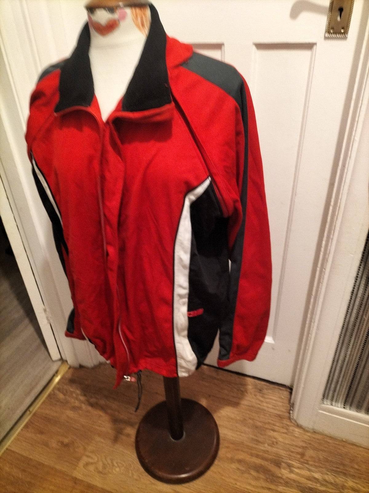 Unisex Crane Size XL Red Zip Through Jacket