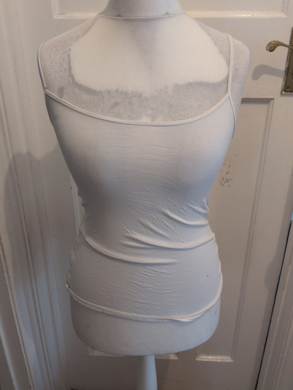 George 10 White The Fitted Cami