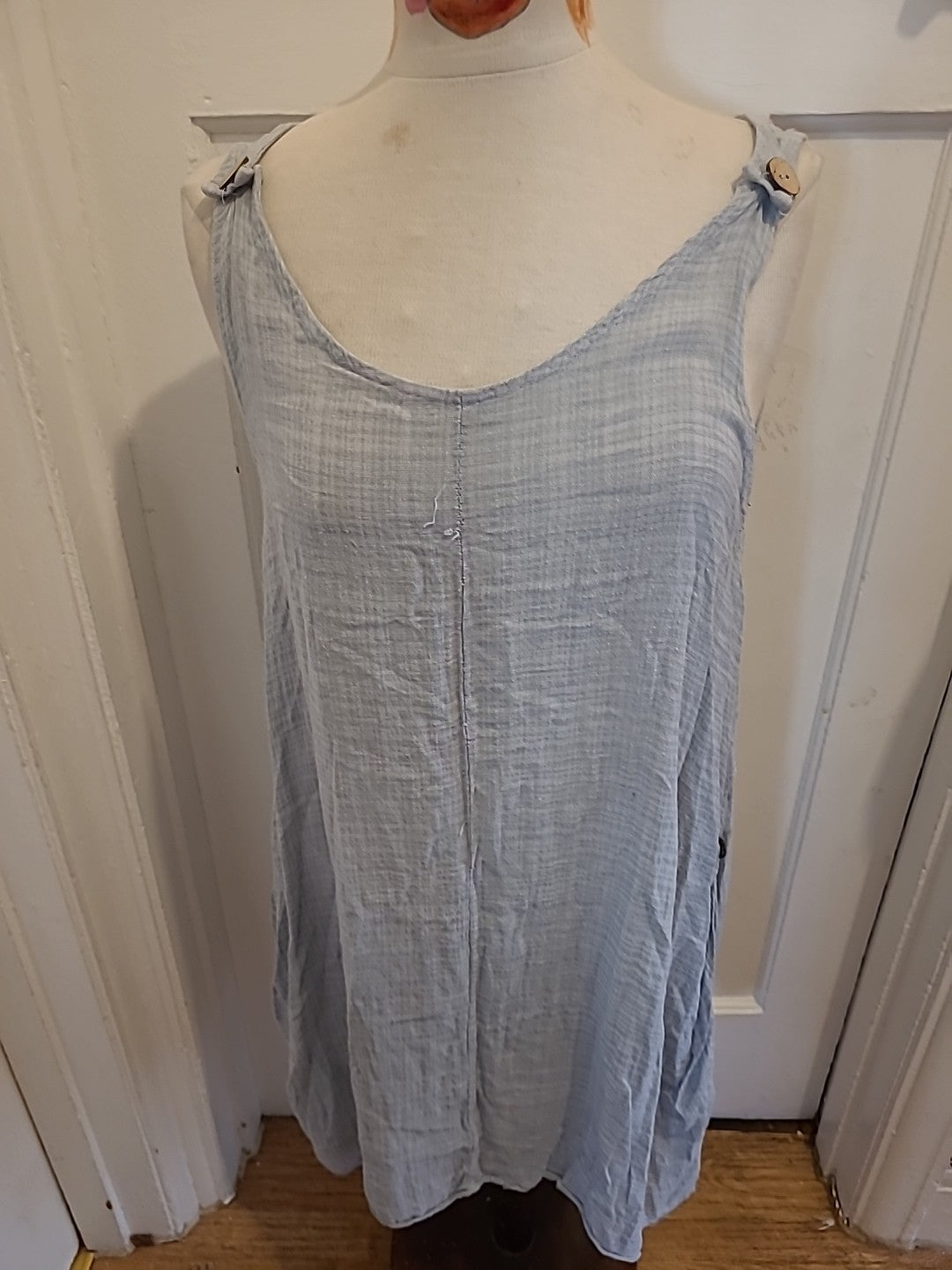Ladies Size Large Grey Italian Sleeveless Dress