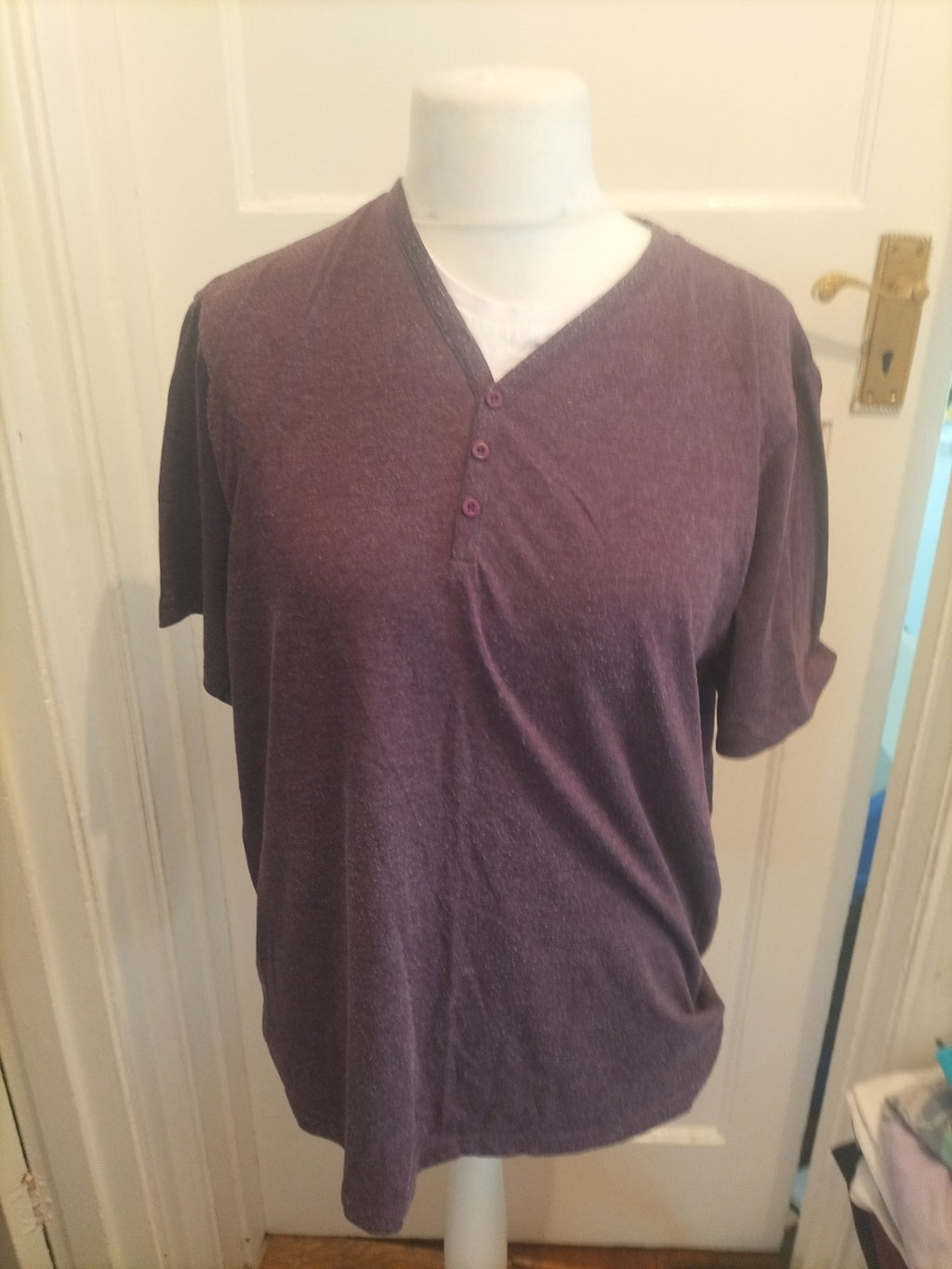 Atlantic Bay Large Purple V Neck Short Sleeved T-shirt Heavy Bobbling