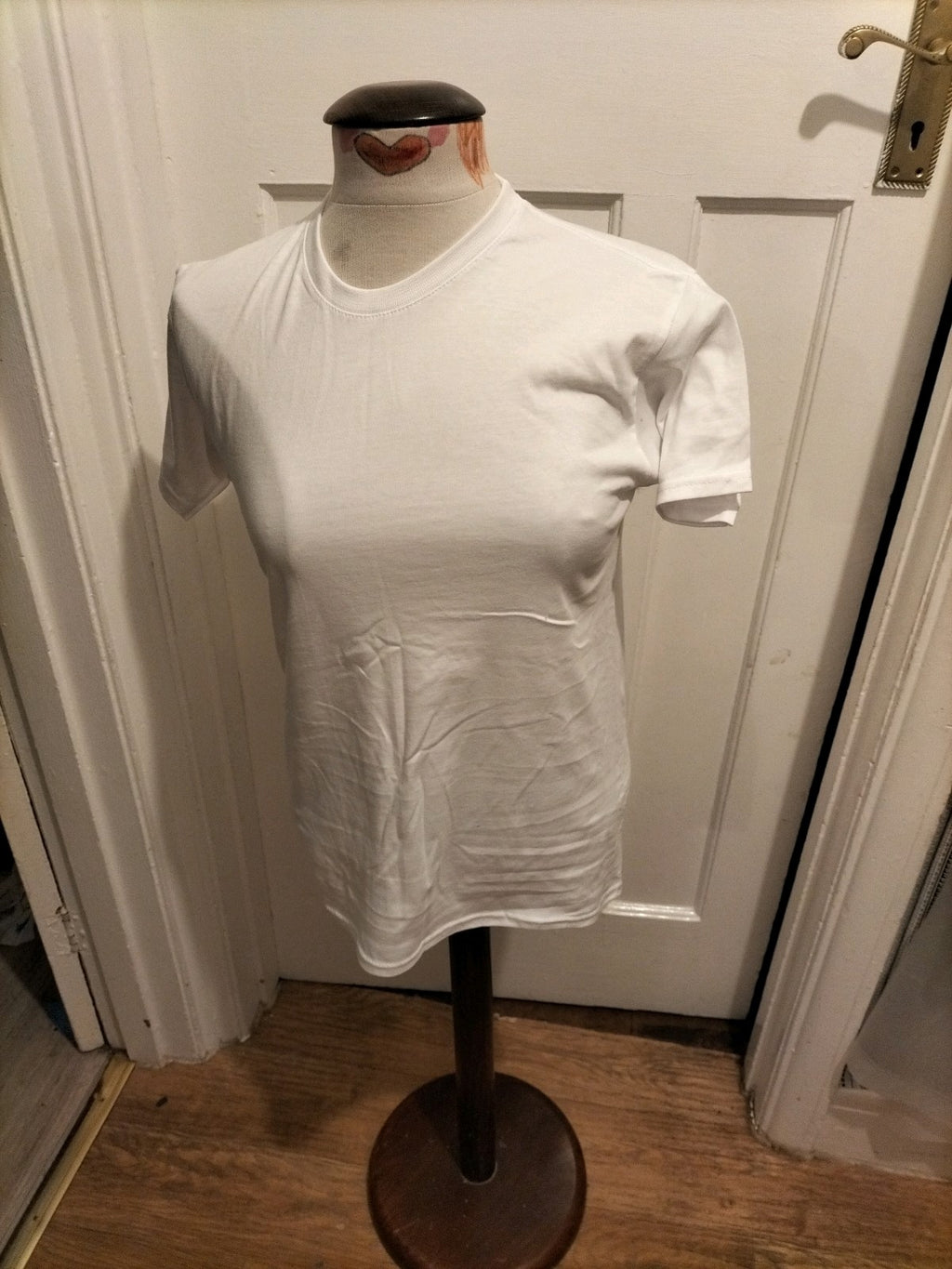 Boys Fruit Of The Loom Age 9-11 Years White Short Sleeved Tshirt