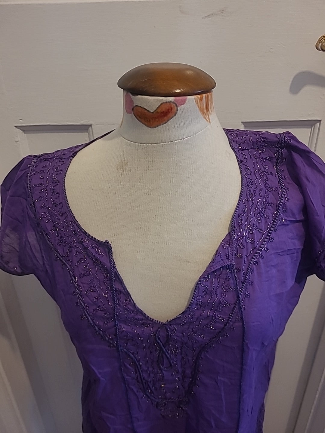 Ladies Riviera Size M/L Purple Detail Around Neck Short Sleeved Tshirt