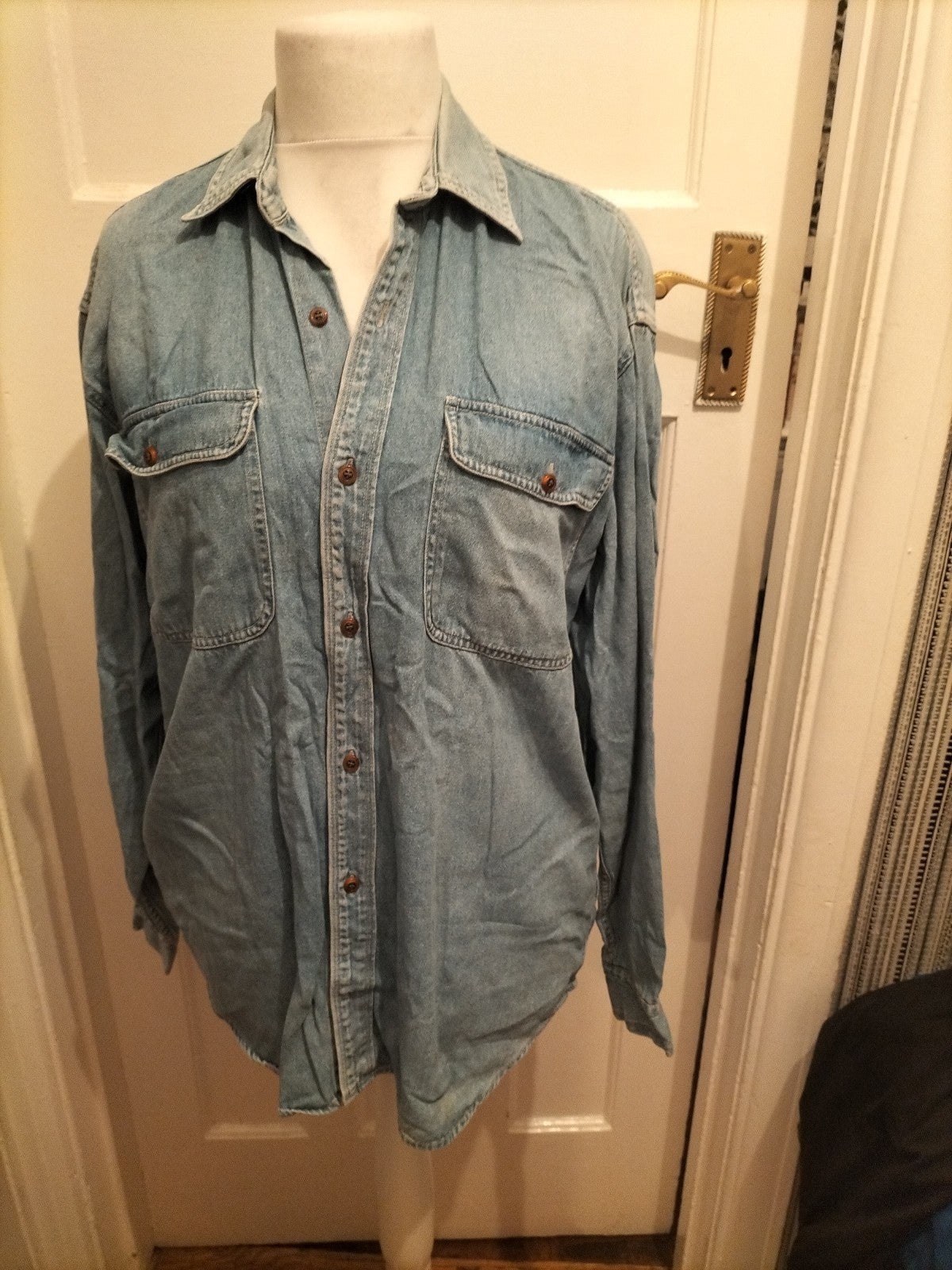 Mens Casual Club Size M Denim Long Sleeved Shirt