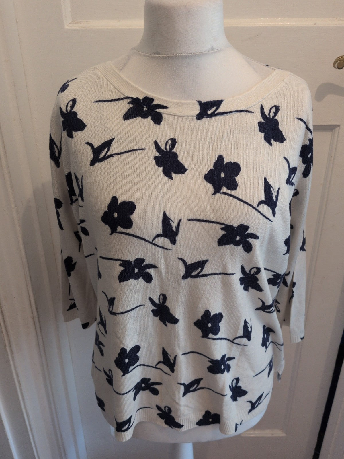 Ladies Papaya 18 Navy And White Flower Butterflies Pullover Jumper