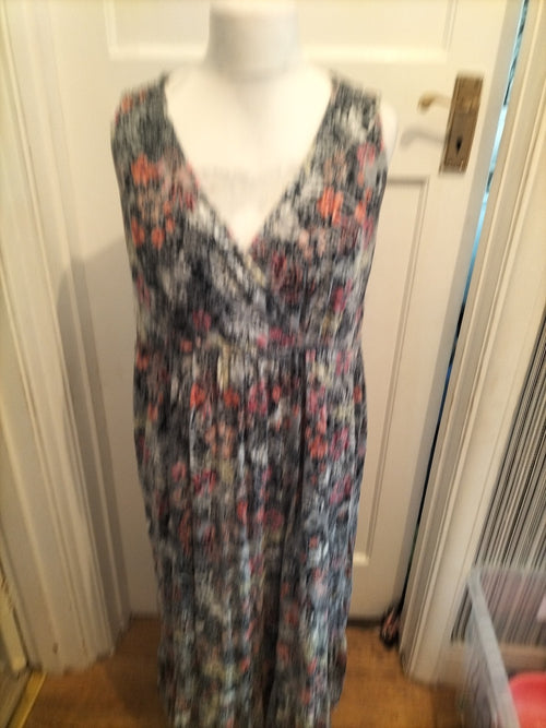 16-18 Grey Floral Lined Long Length Floral Sleeveless Dress