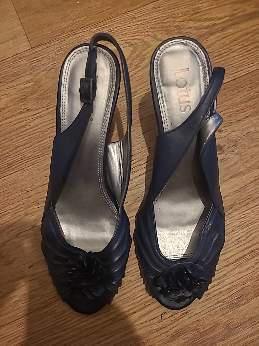 Ladies Lotus Size 6 Navy Open Toe Hells